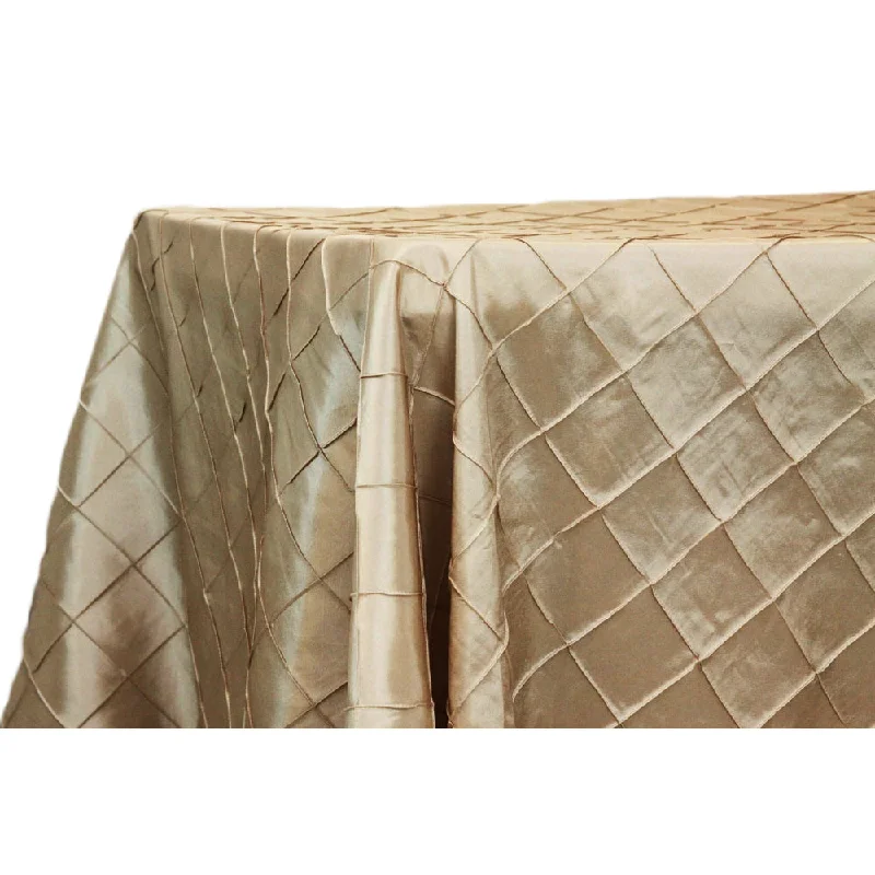 Pintuck 90"x132" Rectangular tablecloth - Champagne