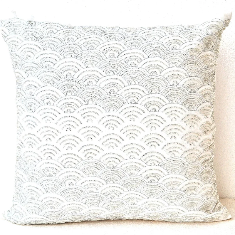 Decorative throw pillow covers -Ivory white throw pillows with detailed embroidered waves - Sashiko- Cushion cover - Couch pillows 16x16